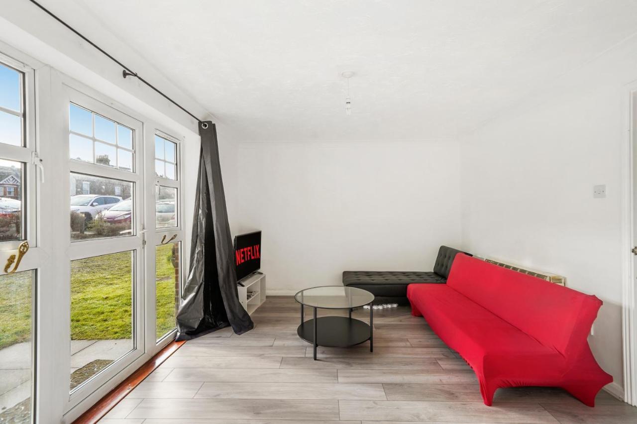 Ferienwohnung Cozy Luton Town Centre Retreat Exterior foto